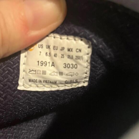 Timberland Junior Girls Sz 7 6” Premium WP Baby Blue Shine 1991A Leather Floral - Picture 7 of 15